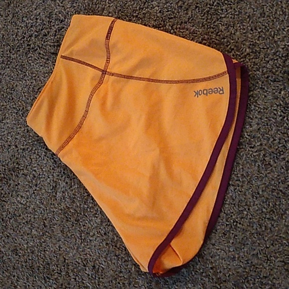 Reebok Pants - REEBOK SPEED WICK WOMENS ATHLETIC SHORTS